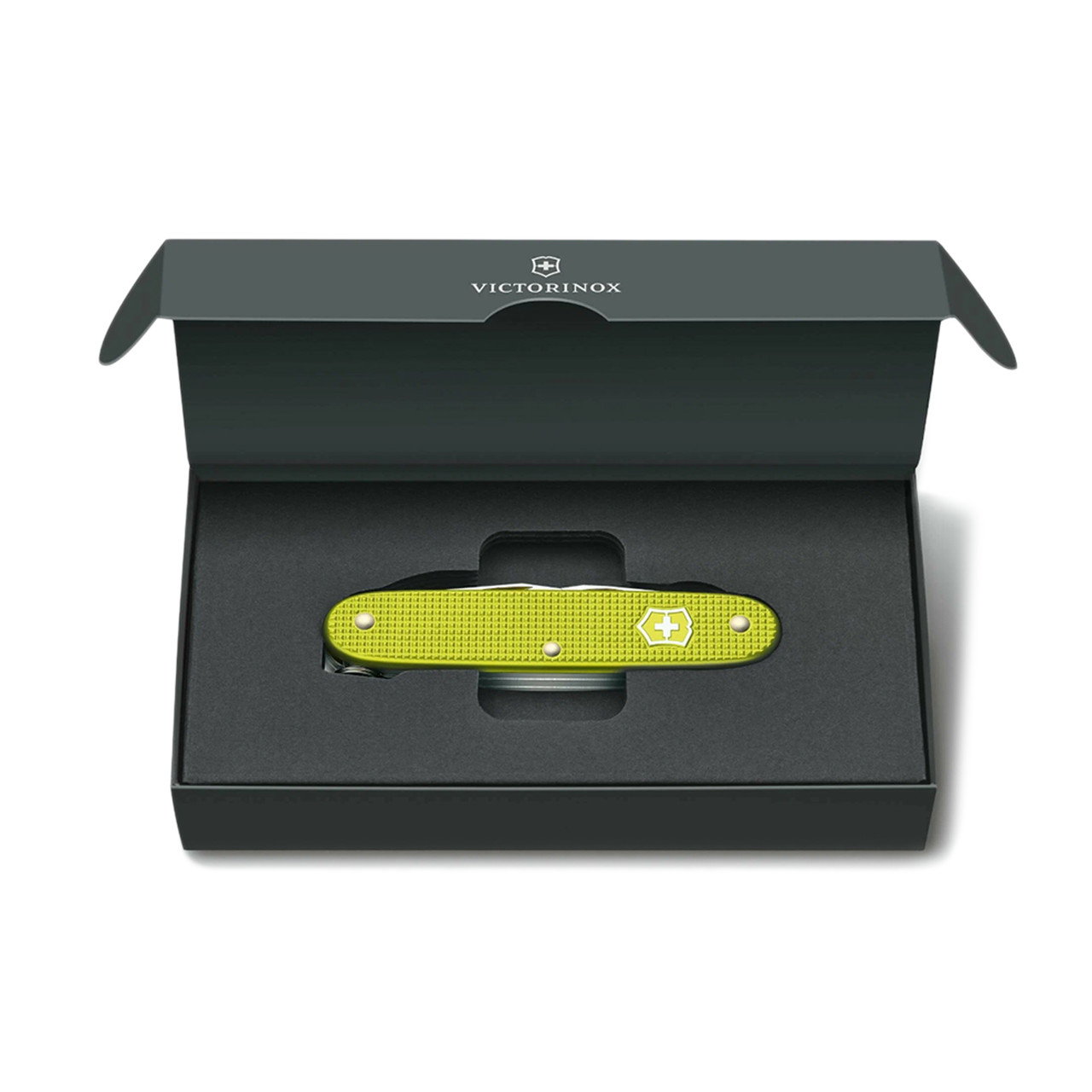 Швейцарский нож Victorinox 0.8231.L23 Pioneer Alox limited edition 2023 Lime (8 функций)