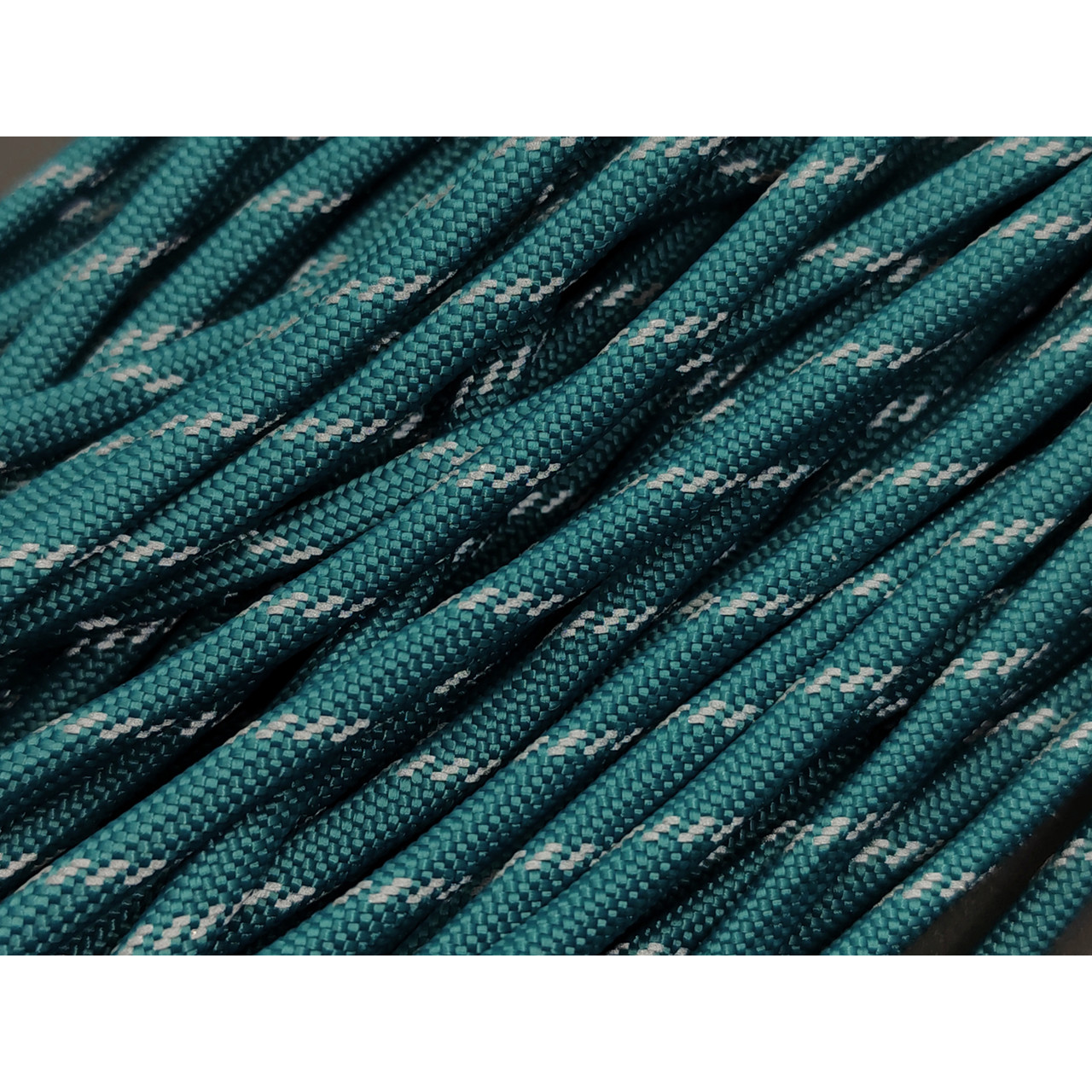 CORD Paracord 550 Светоотражающий Reflective Aquamarine