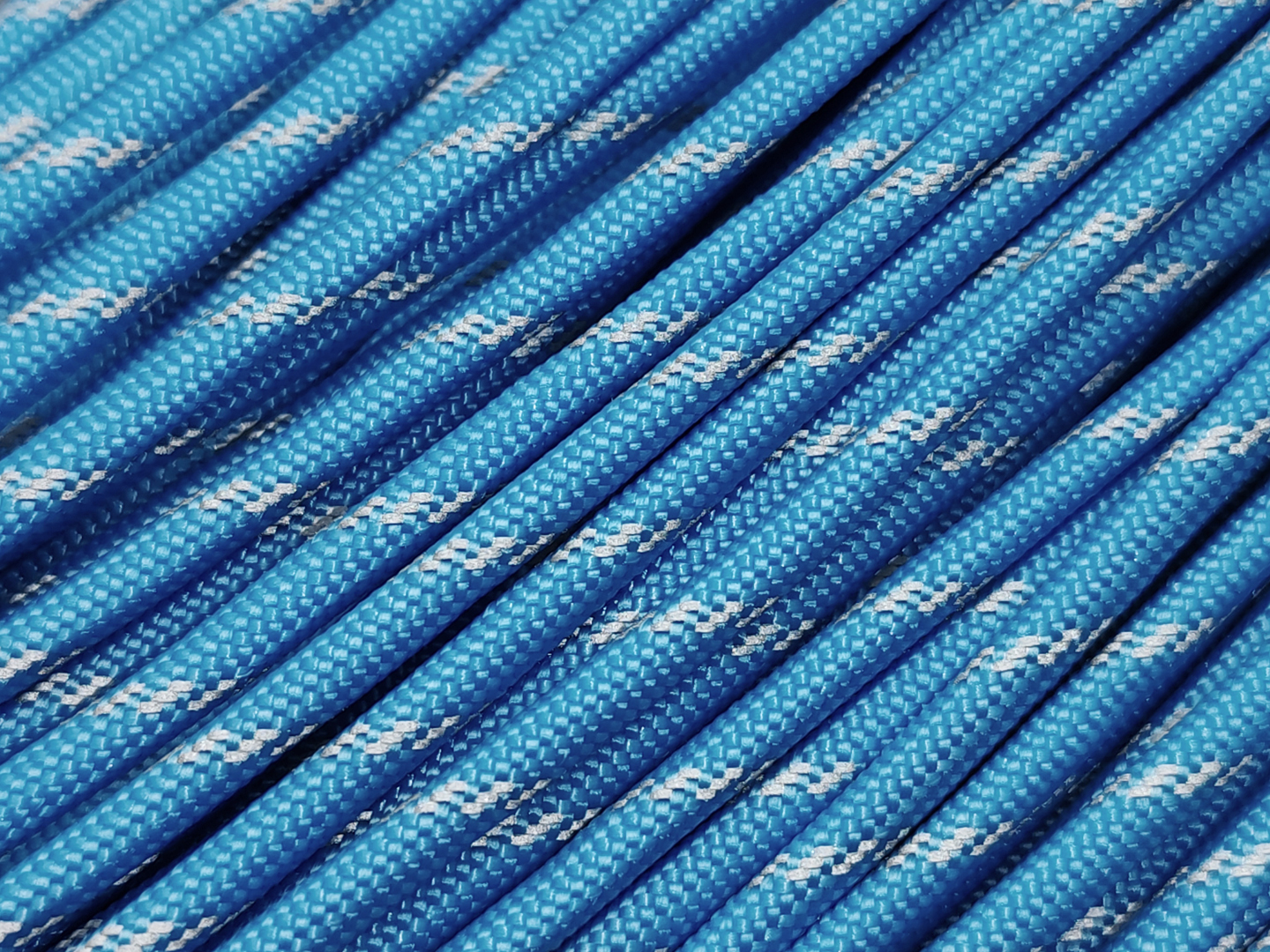 CORD Paracord 550 Светоотражающий Reflective Carolina Blue