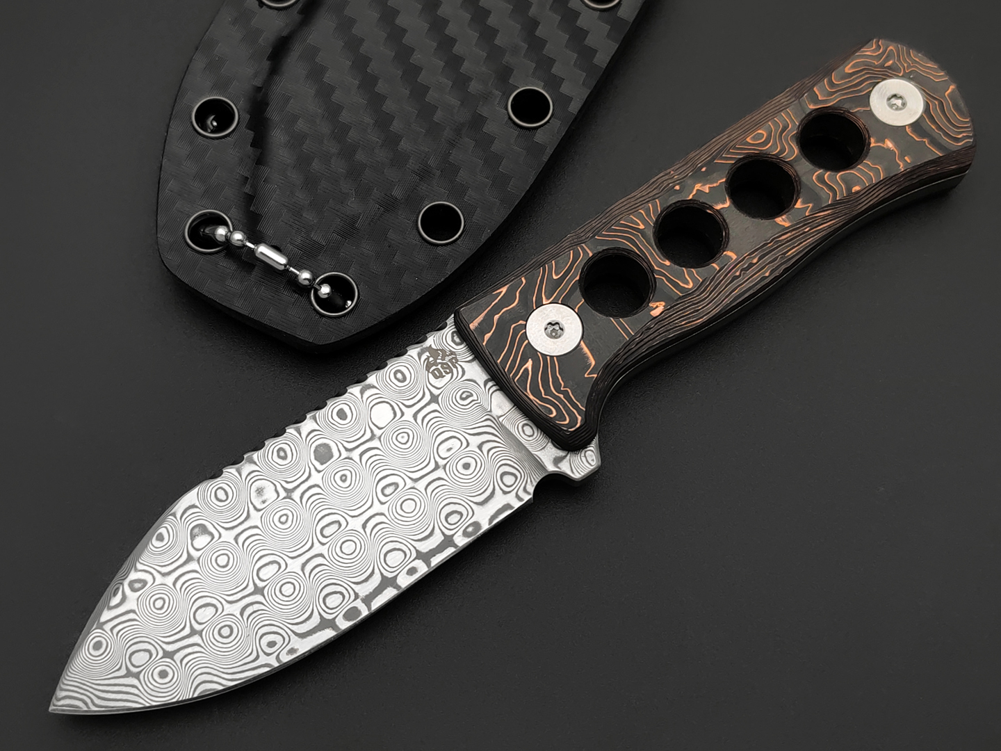 Нож QSP Canary QS141-F сталь damascus, рукоять Carbon chaotic copper