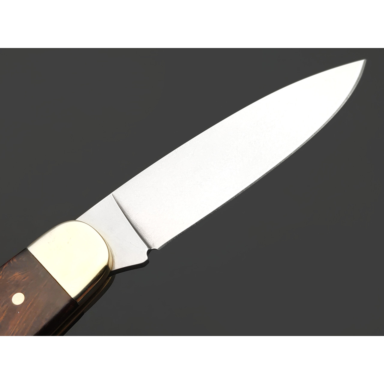Нож Boker Plus Fellow Desert 111021 сталь 440C, рукоять Ironwood, латунь