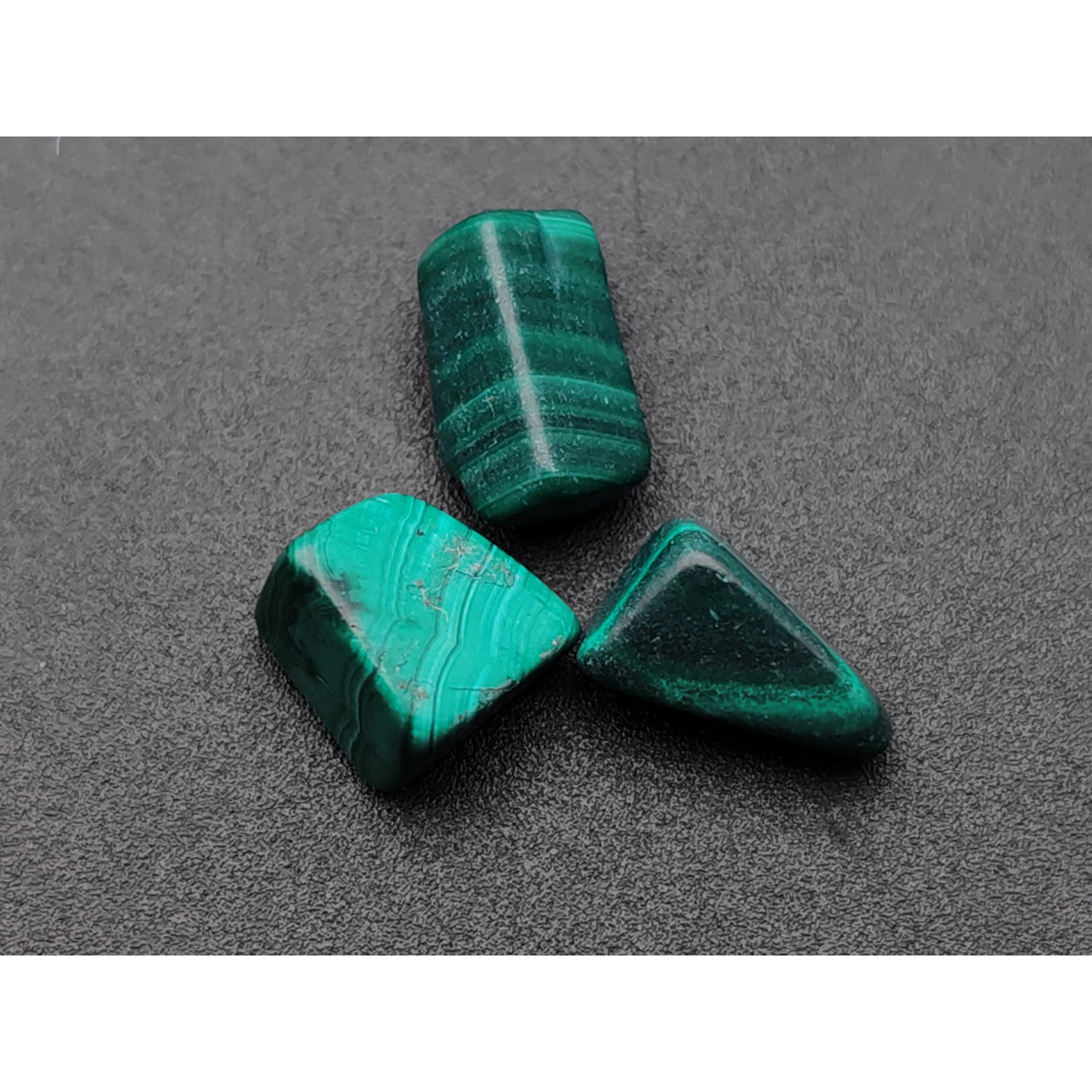 DwarfCustom бусина Вёлунд с малахитом и люминофором Green