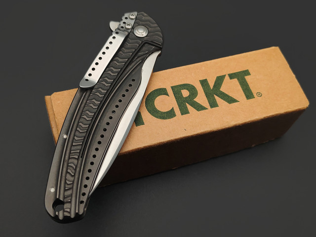 CRKT K406GXP складной нож Onion Ripple, сталь 8Cr13Mov, рукоять Stainless Steel Grey.