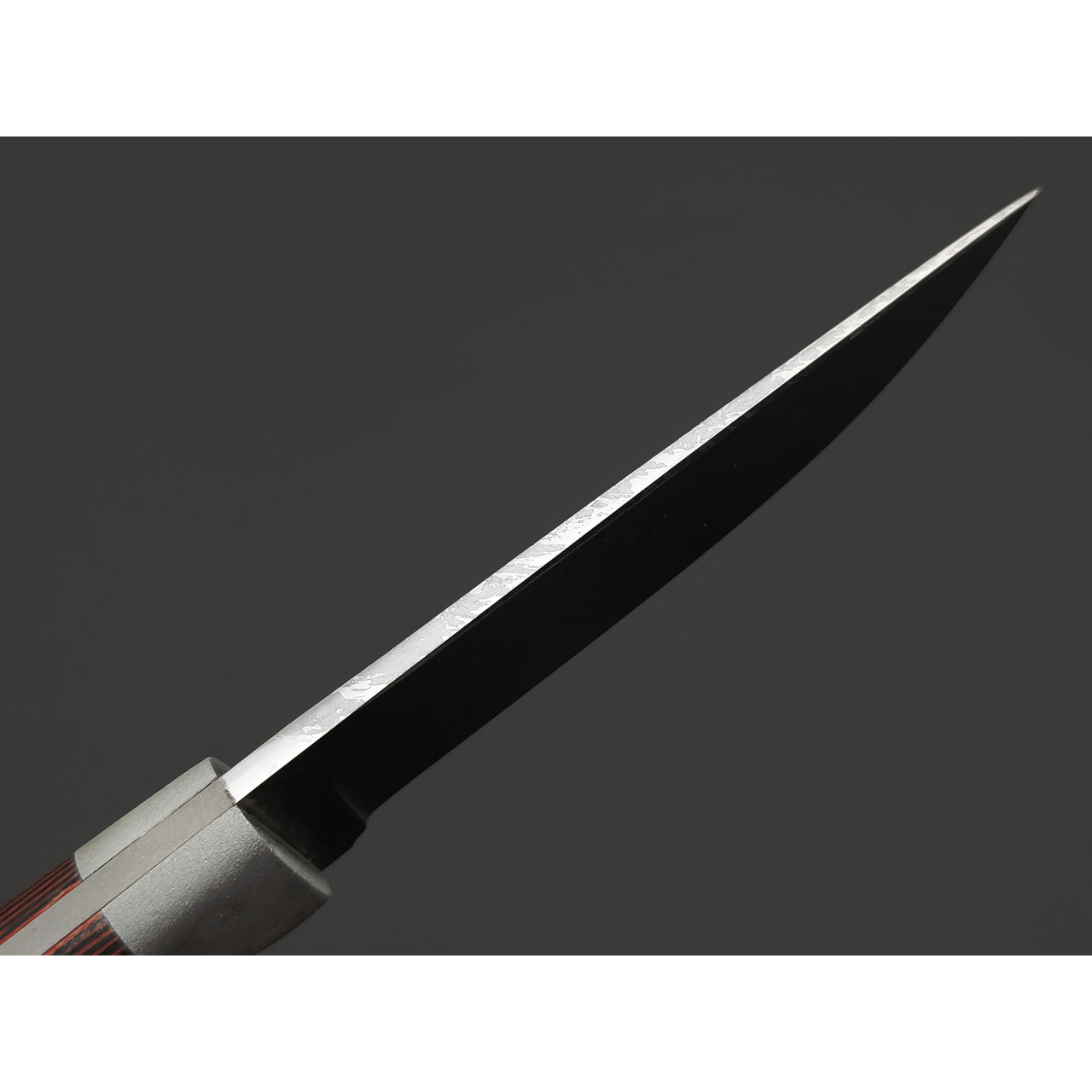 Фурсач А. А. нож Тигр малютка, сталь Х12МФ травление, рукоять G10 black & red