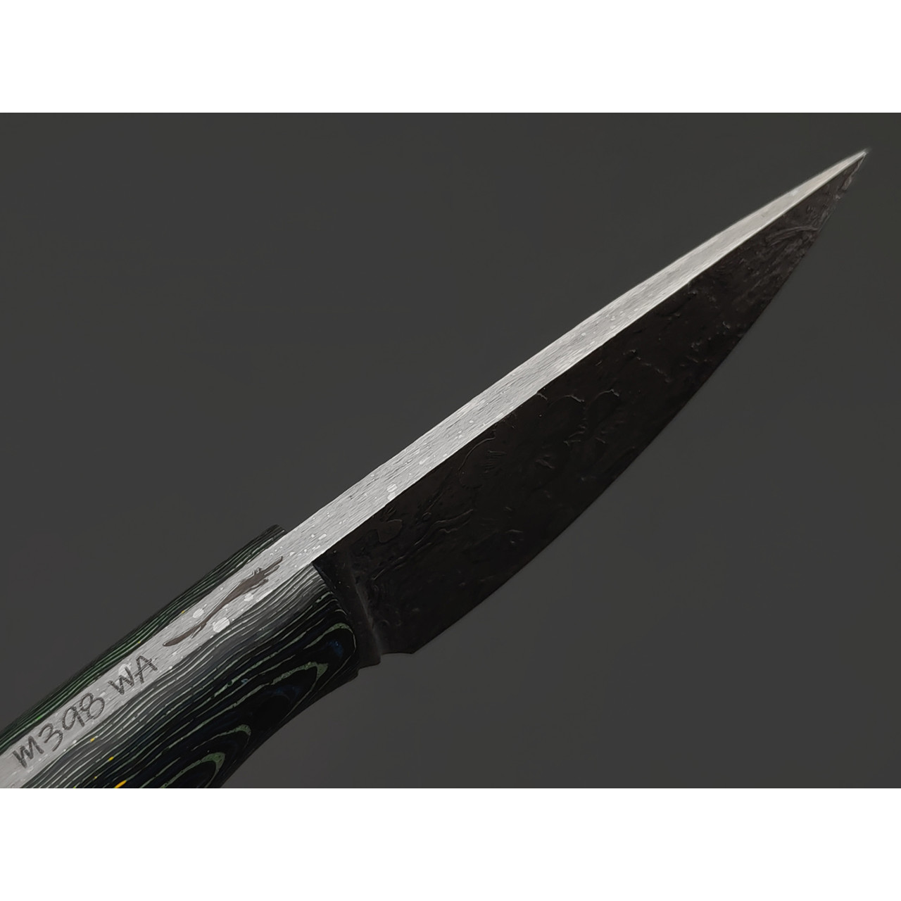 Волчий Век нож Мини МасичЬка Custom сталь M398 WA худ. травление, рукоять Carbon fiber laminate