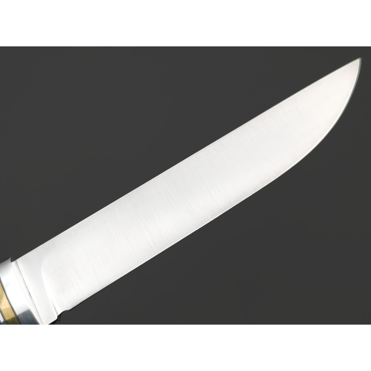 Град Горький нож Томми сталь D2 satin, спуски конвекс, рукоять Карельская берёза, латунь
