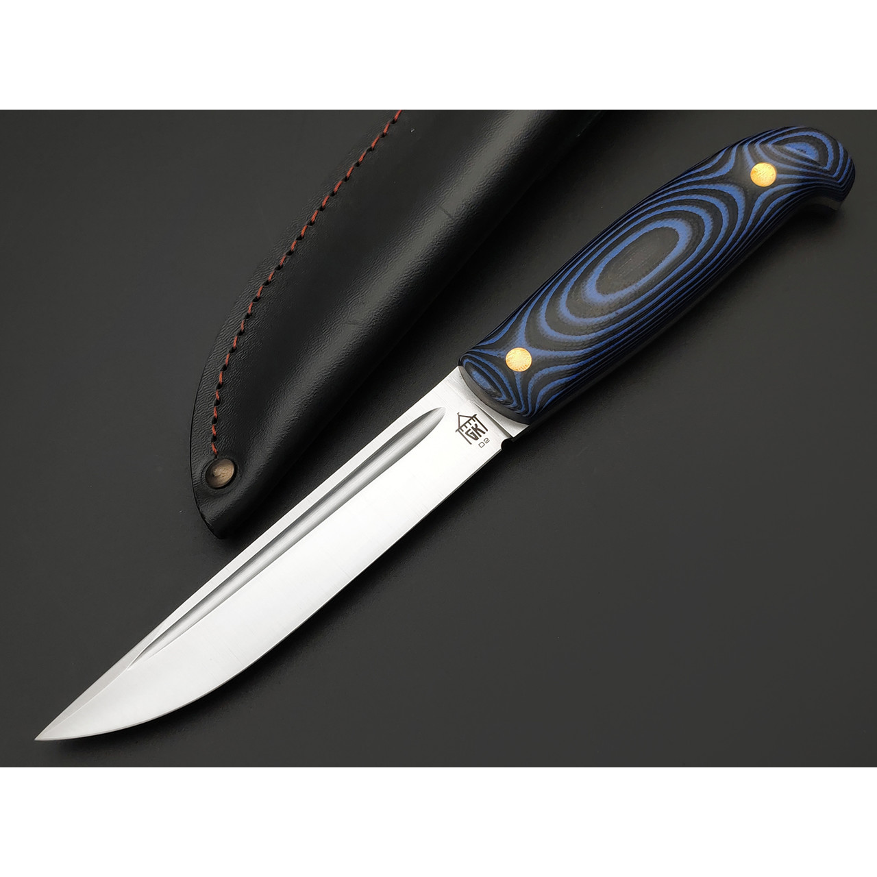 Град Горький нож Пукко сталь D2 satin, рукоять G10 black & blue, латунь