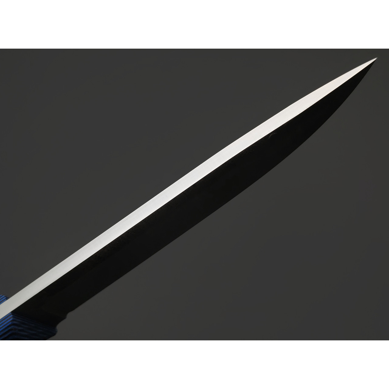 Град Горький нож Универсал сталь Х12МФ satin, рукоять G10 black & blue