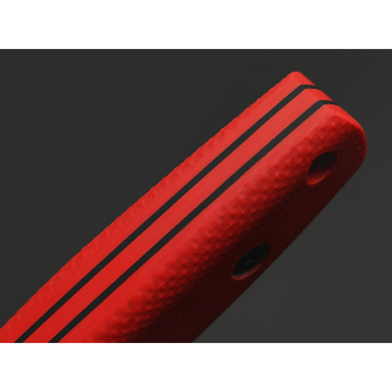 Град Горький нож Техно-Томми сталь VG-10 satin, спуски конвекс, рукоять G10 red & black