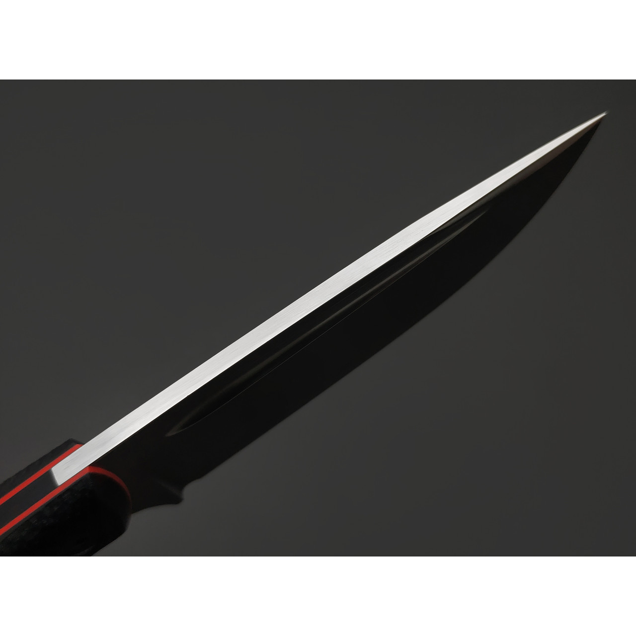 Град Горький нож Райбек 1 сталь D2 satin, рукоять G10 black & red