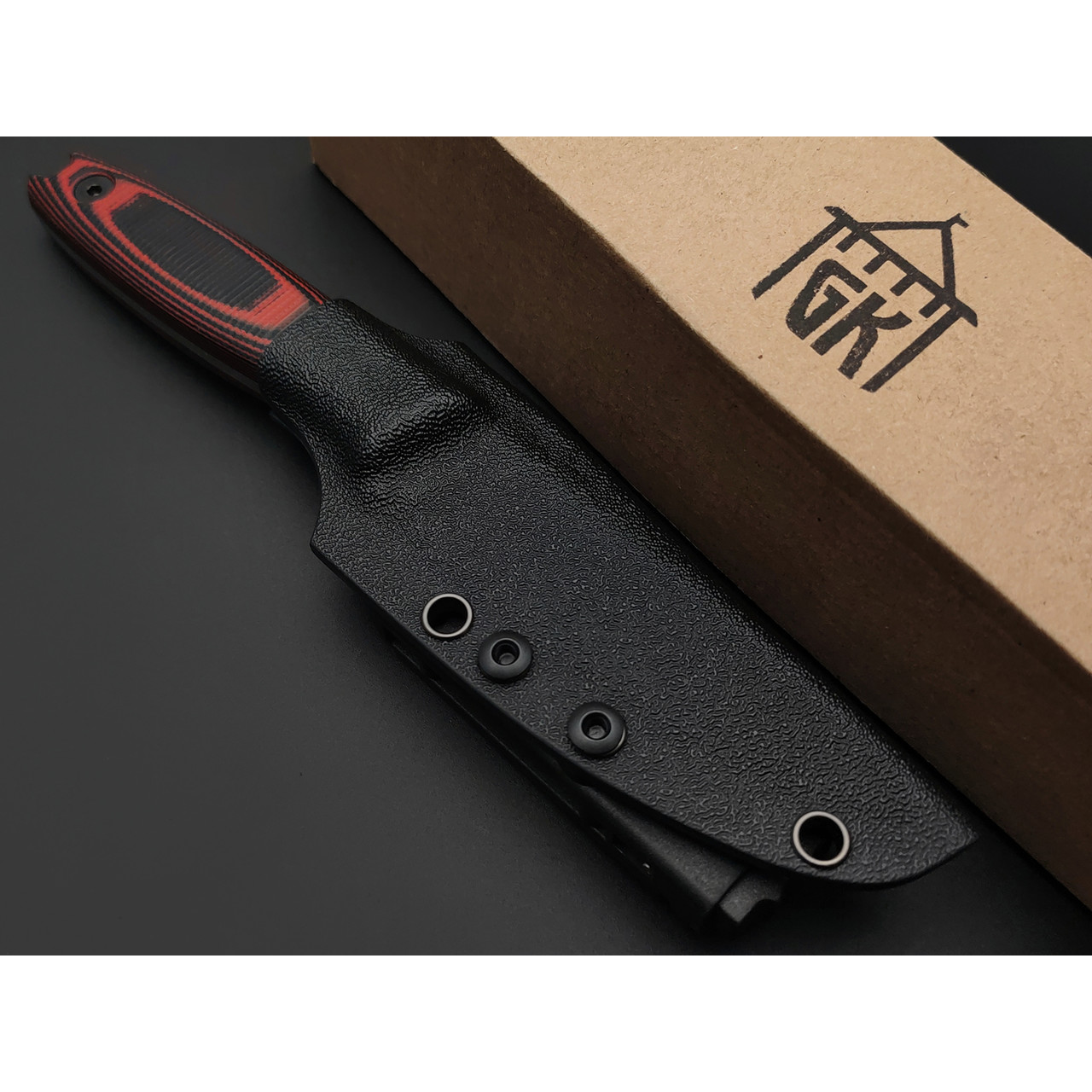 Град Горький нож Оса сталь Х12МФ satin, рукоять G10 black & red