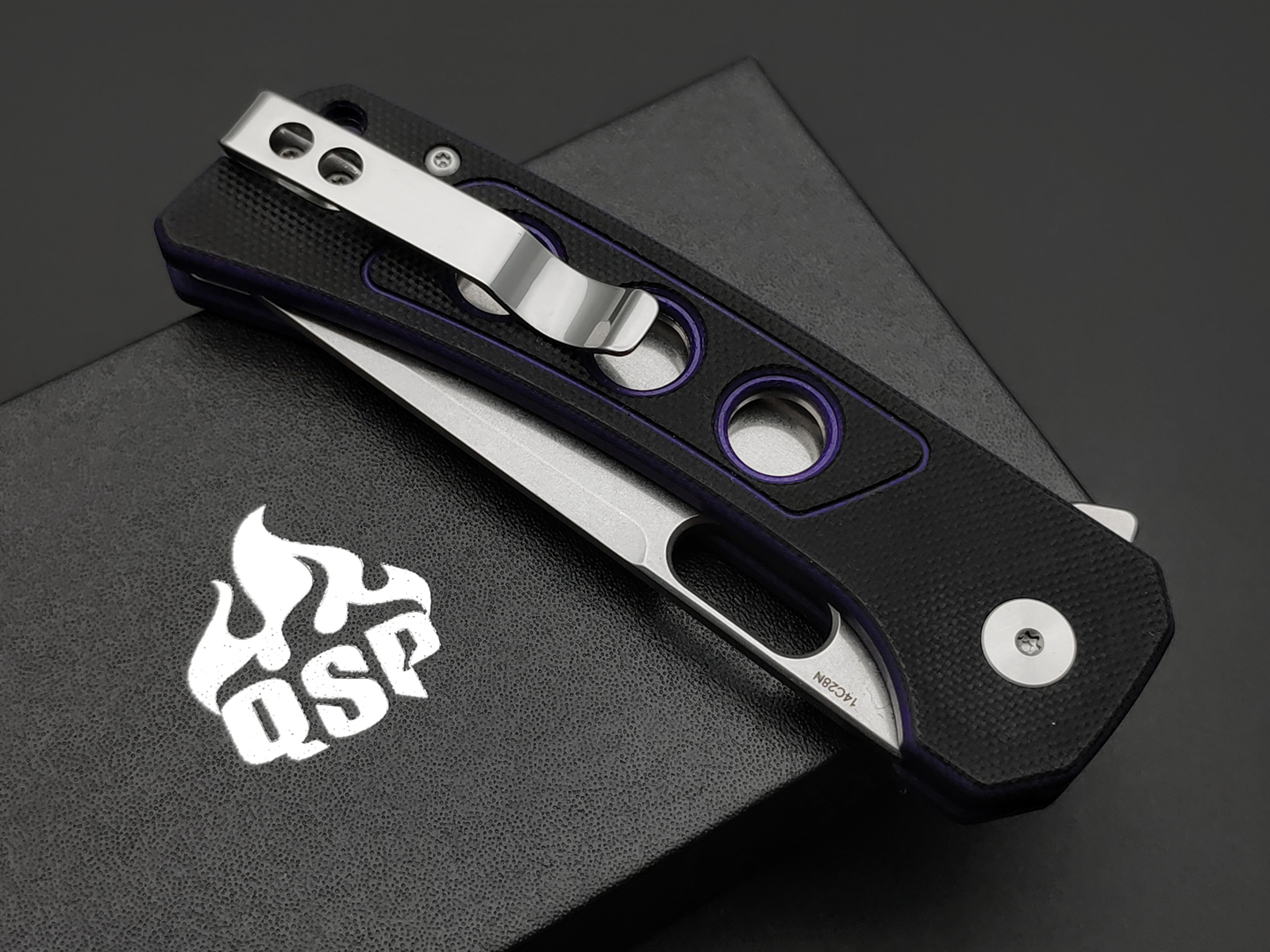 Нож QSP Unicorn QS156-B1 сталь 14C28N stonewash, рукоять G10 black & purple