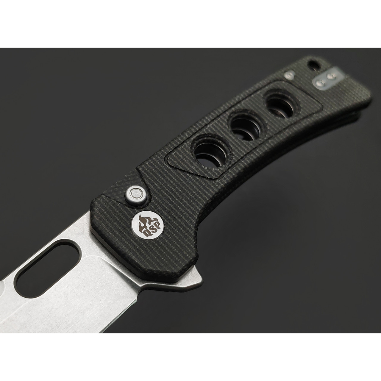 Нож QSP Unicorn QS156-A1 сталь 14C28N св, рукоять Микарта тёмно-коричневая