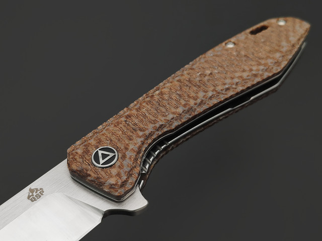 Нож QSP Pelican QS118-A2 сталь S35VN satin, рукоять Micarta brown