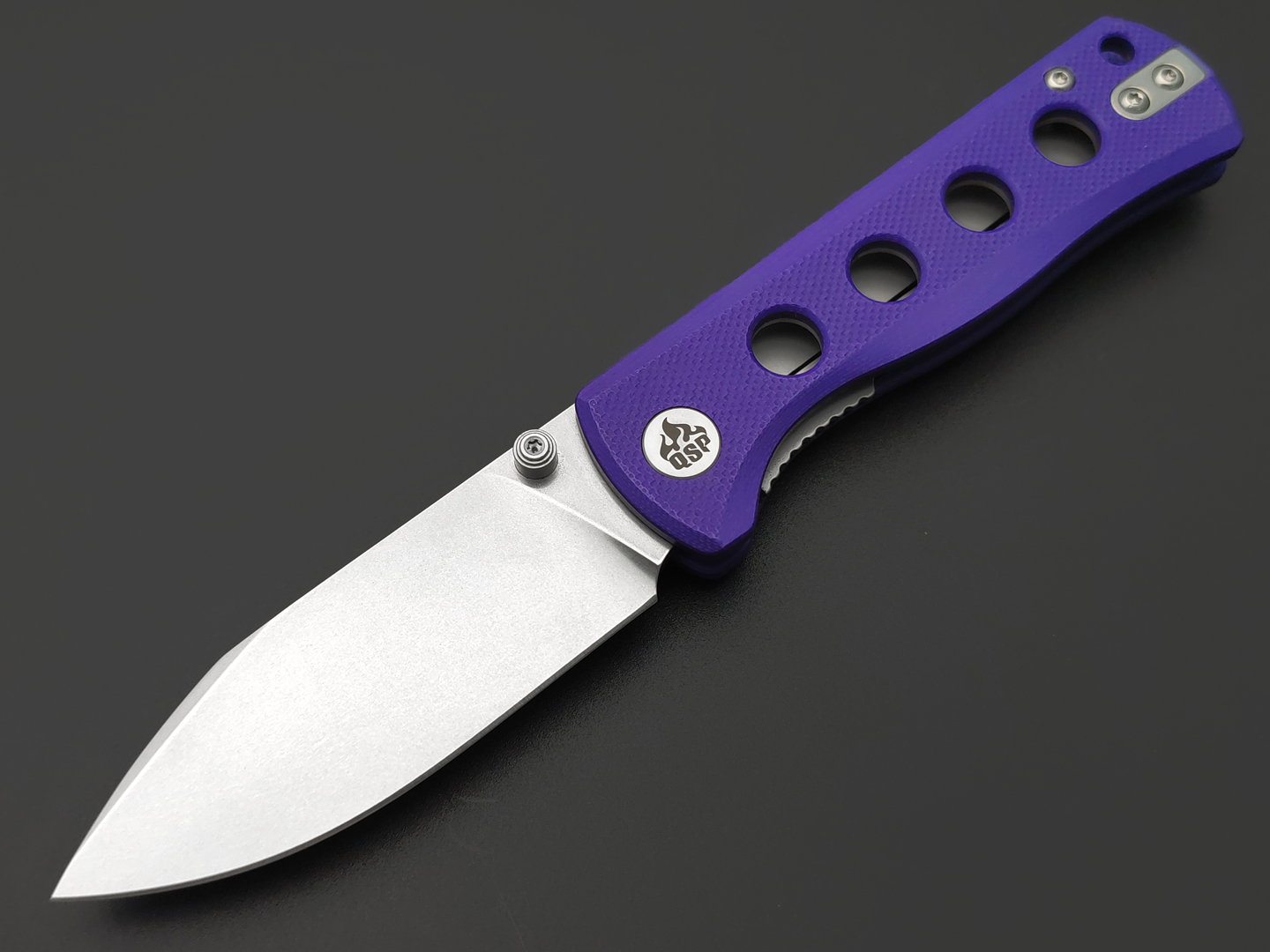 Нож QSP Canary folder QS150-D1 сталь 14C28N stonewash, рукоять G10 purple