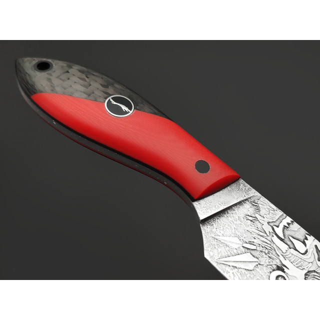 Волчий Век нож МасичЬка Custom Angry Orc Edition сталь N690 WA, рукоять Carbon fiber, G10 red
