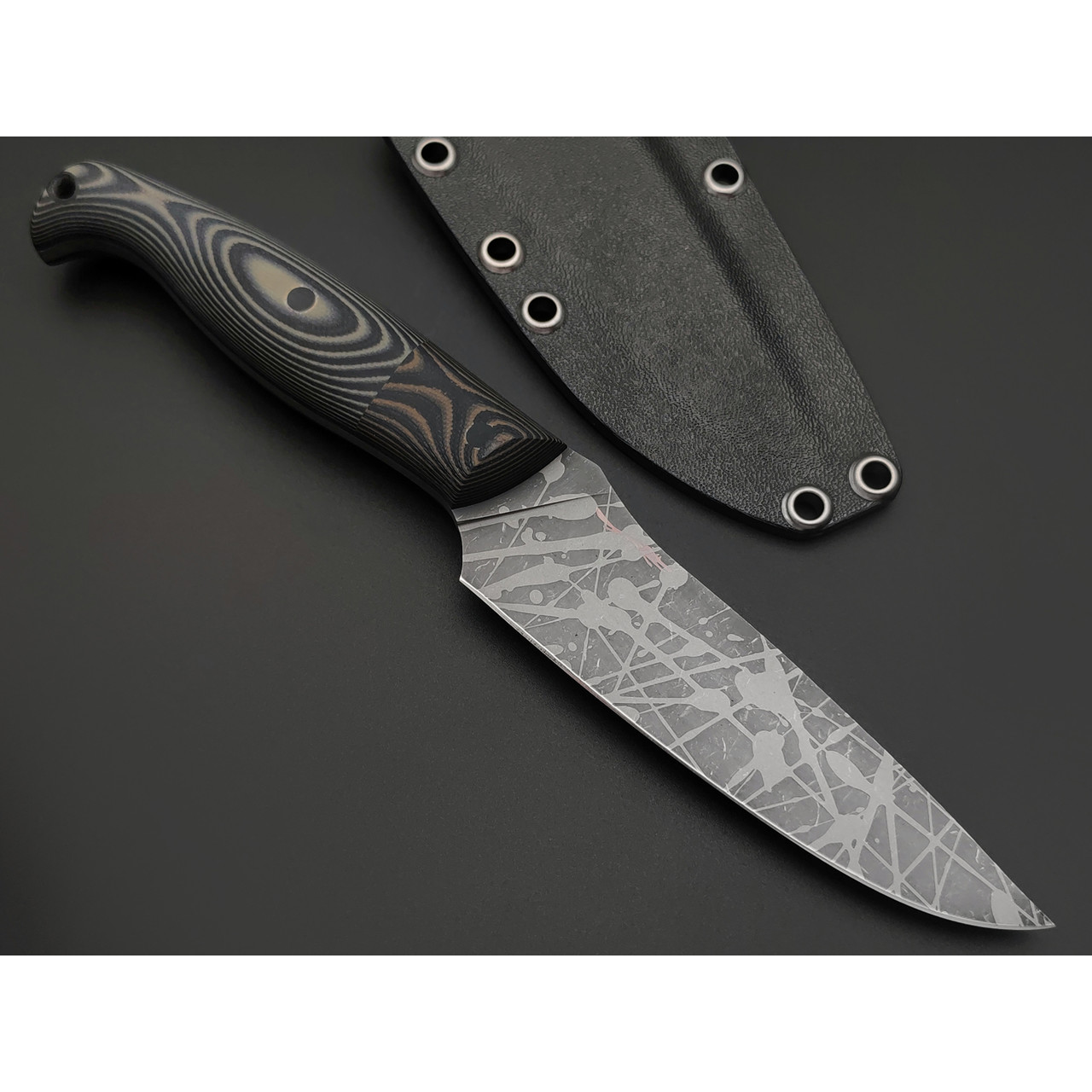 Волчий Век нож Беркем Custom сталь N690 WA травление chaotic camo, рукоять G10, карбон