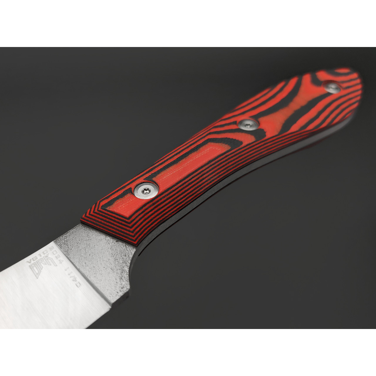 BRK нож Канадец сталь VG-10 satin, рукоять G10 red & black