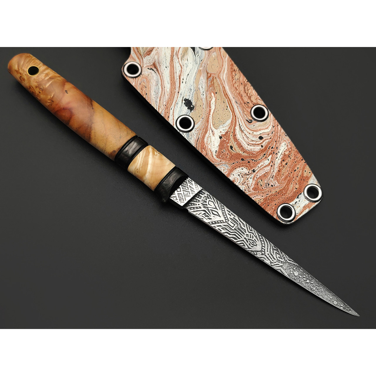 Волчий Век нож Сечень Custom сталь Magnacut WA, рукоять Дерево ясень, carbon fiber gold, латунь
