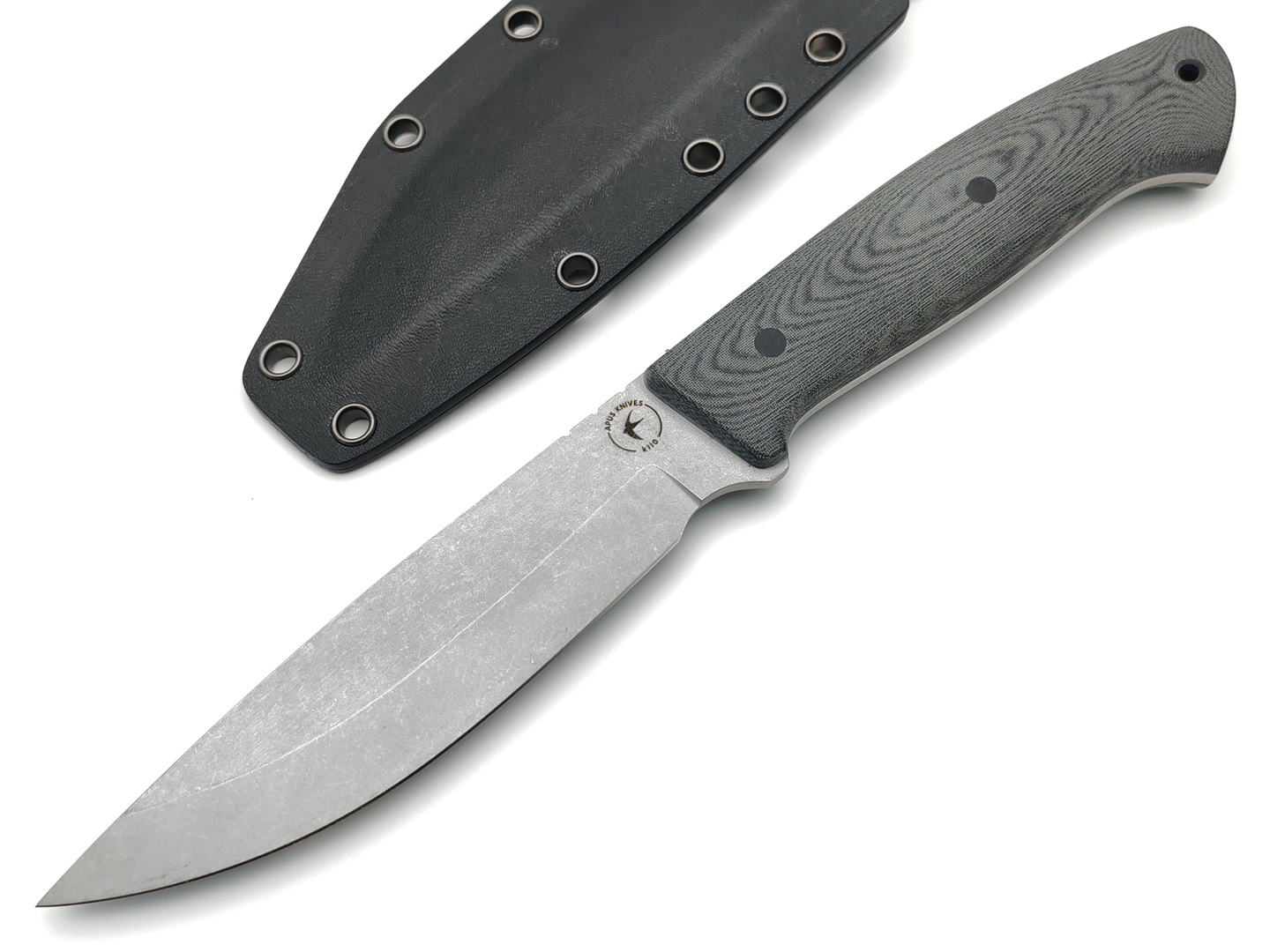 Apus Knives нож Stinger сталь K110 stonewash, рукоять Микарта серая, пины карбон