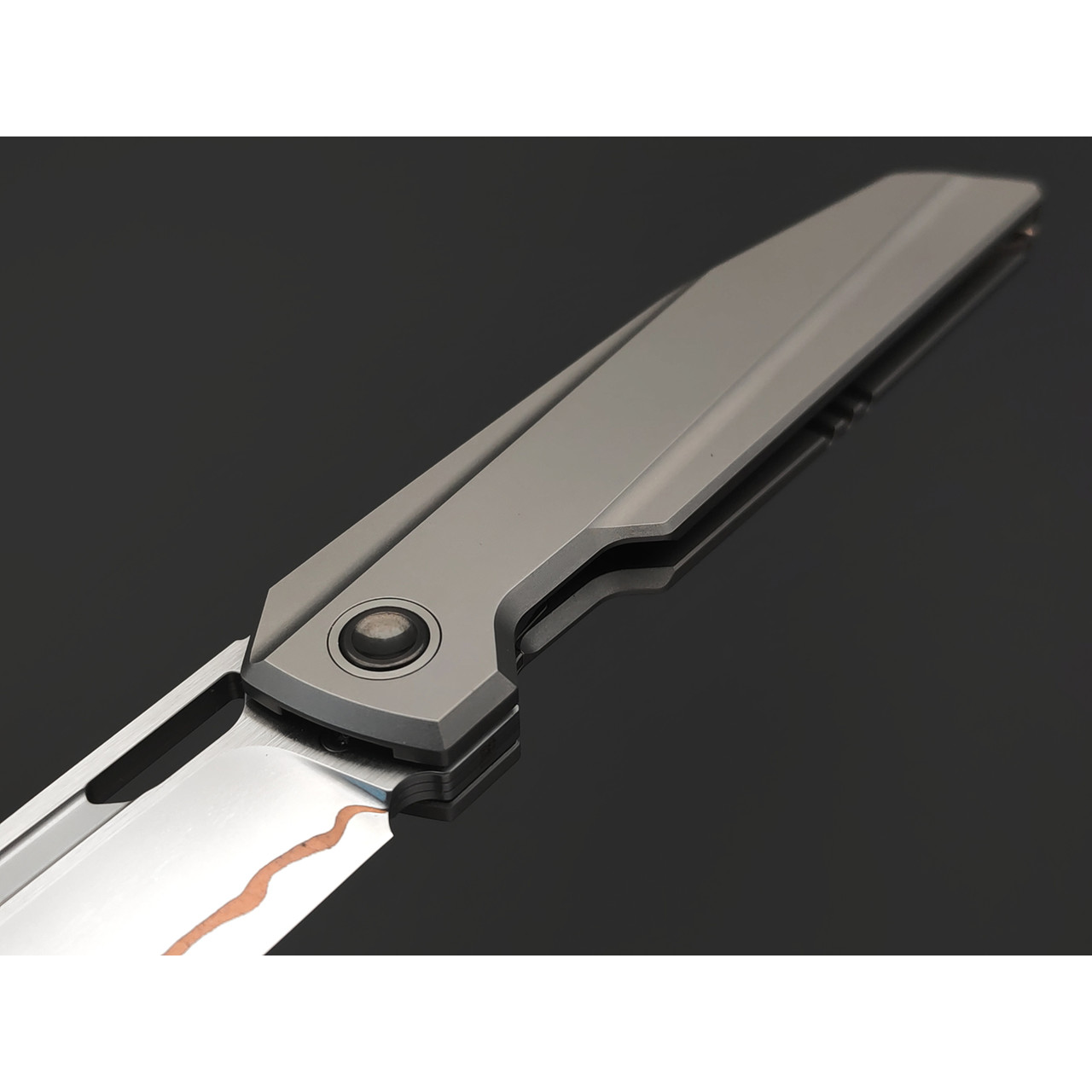TuoTown складной нож Doroda TDR-SSM сталь Laminated SLD-Copper, рукоять Titanium TC4 Grey