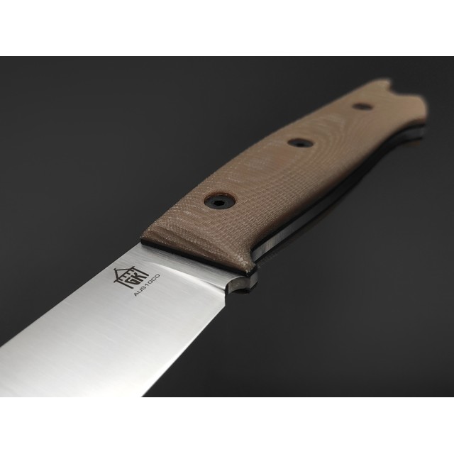 Град Горький нож Универсал сталь Aus-10Co satin, спуски конвекс, рукоять Micarta tan & black