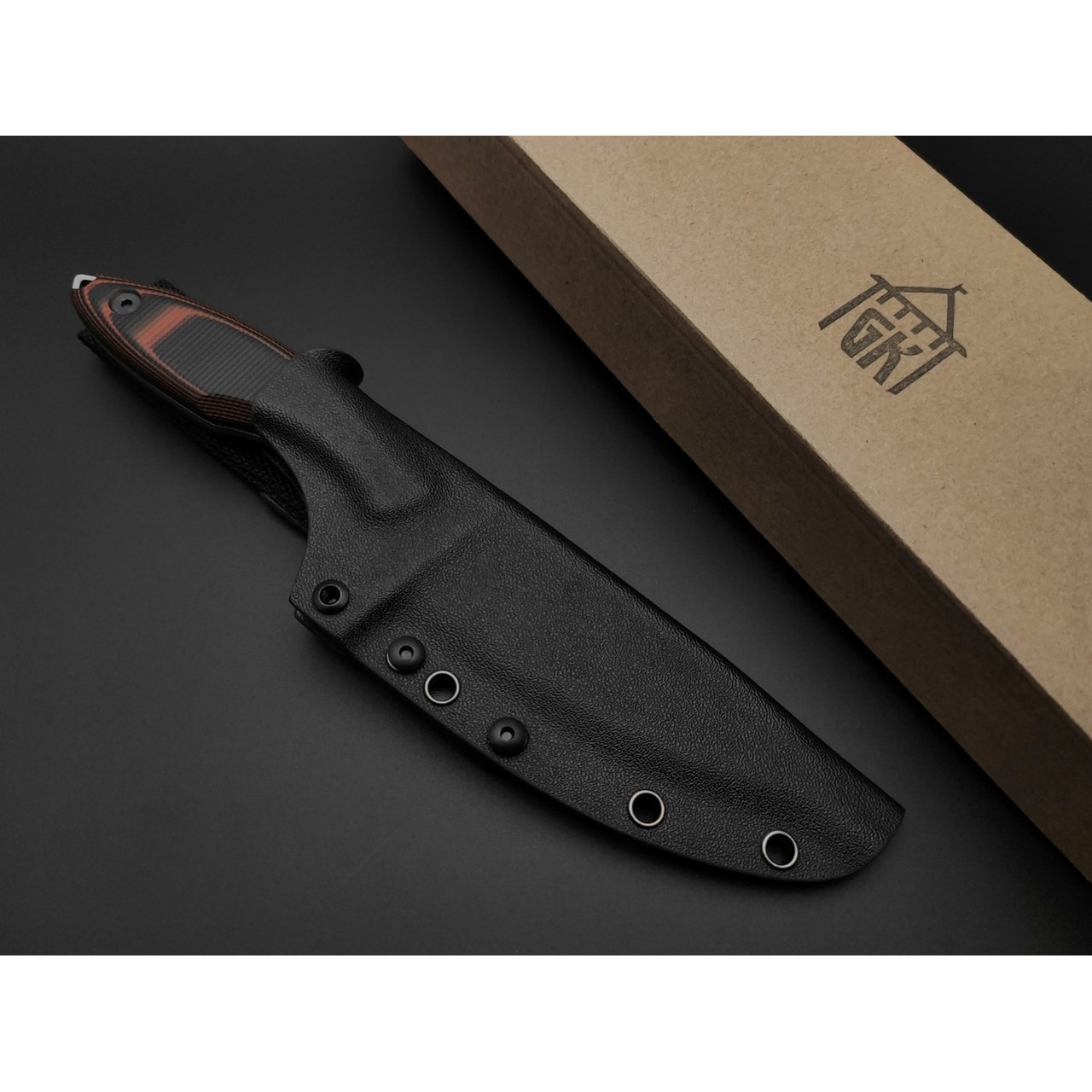 Град Горький нож Канадец сталь Aus-10Co satin, рукоять G10 black & orange
