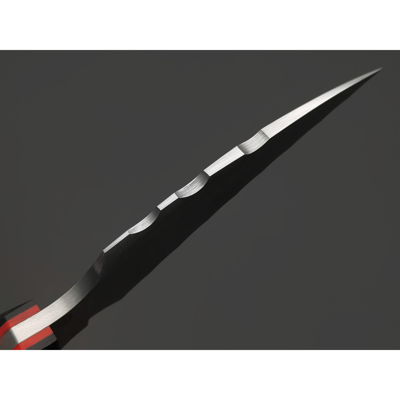 Neyris Knives нож Коготь сталь N690, рукоять G10 black & red