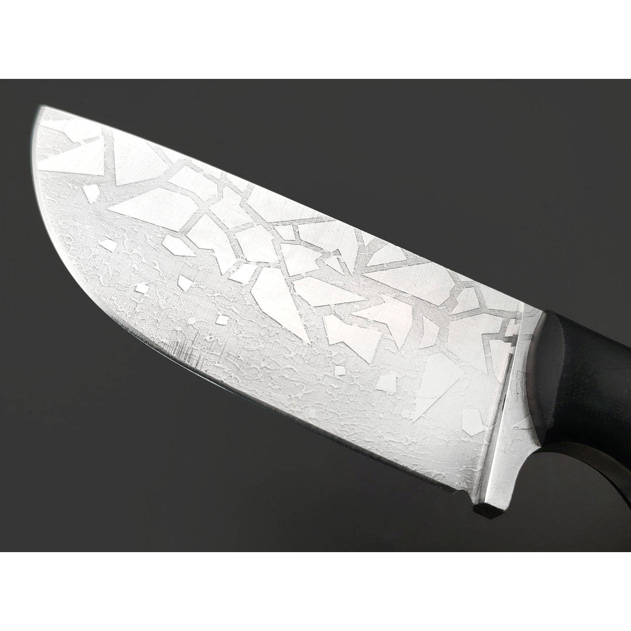 Волчий Век нож Шихан Custom сталь 1.4116 худ. травление, рукоять G10, авторский пин