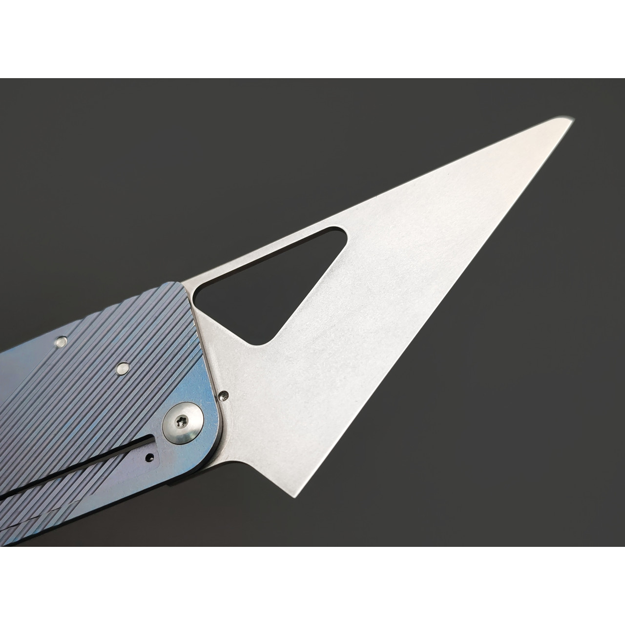 Daggerr нож Cardknife Blue сталь 8Cr13MoV, рукоять Carbon fiber, titanium