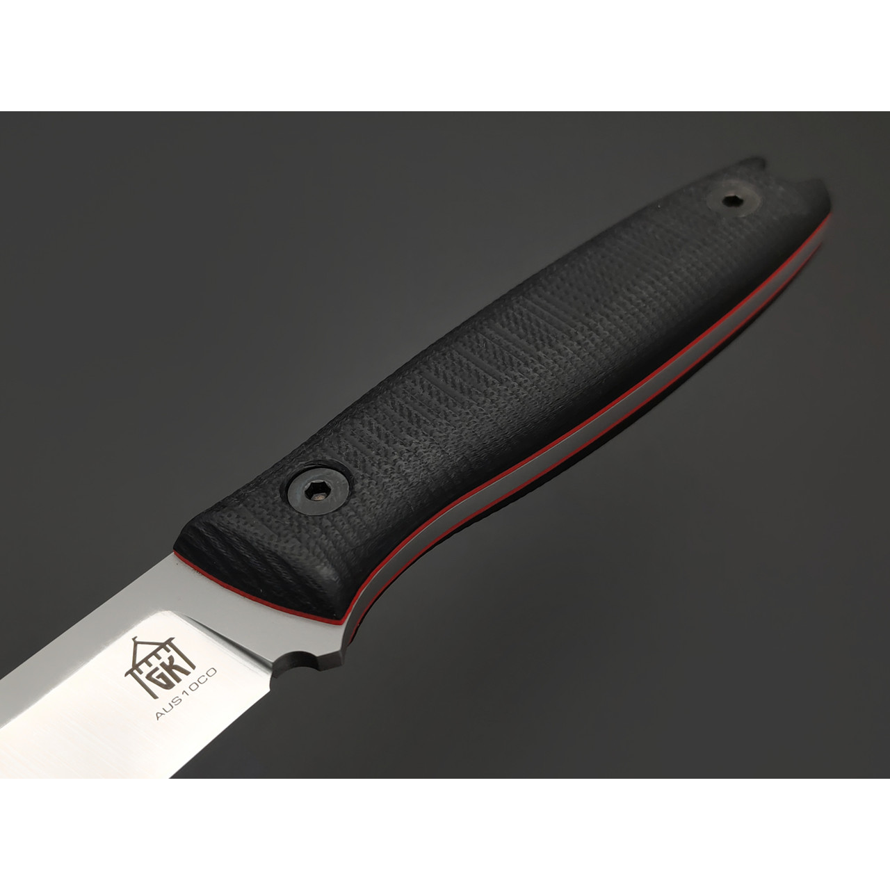 Град Горький нож Оса сталь Aus-10Co satin, рукоять G10 black & red