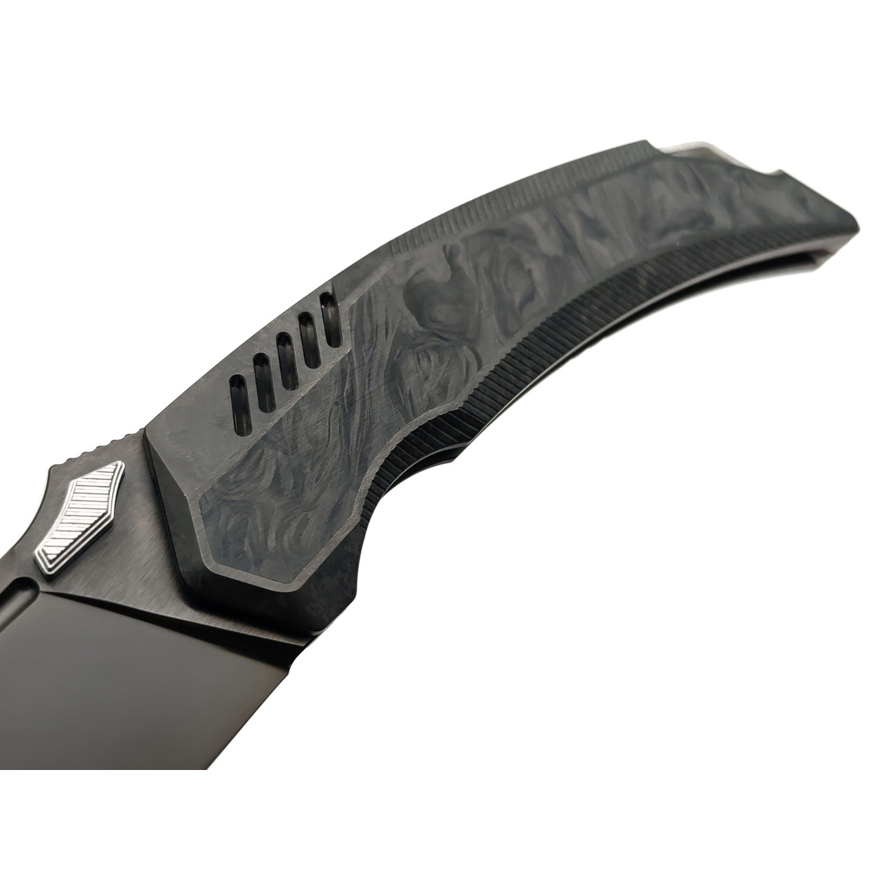 TuoTown складной нож Tiburon TTR-MKDC сталь TMAX DLC, рукоять Titanium Crystal, Carbon fiber chaotic black
