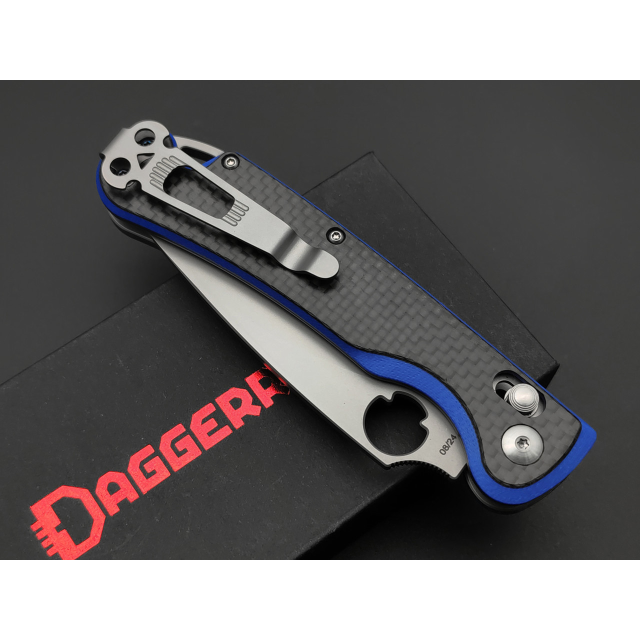 Daggerr нож Sting X-Lock CF BB сталь VG-10 бб, рукоять Карбон, G10 синий