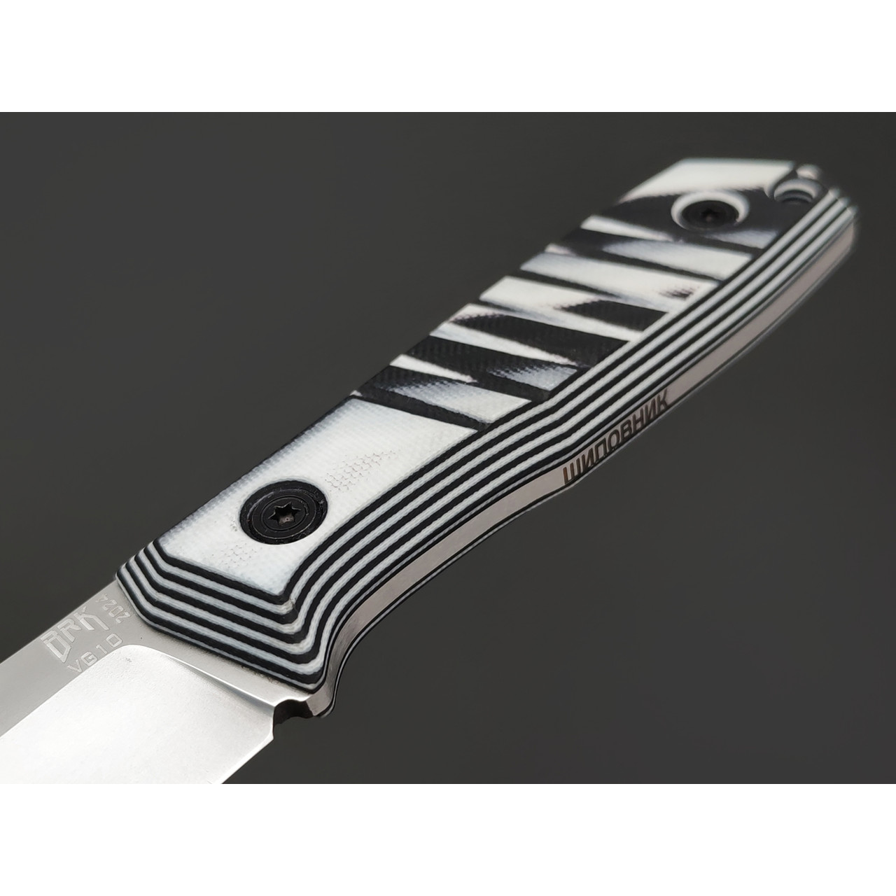 BRK нож Шиповник сталь VG-10 bead blast, рукоять G10 black & white