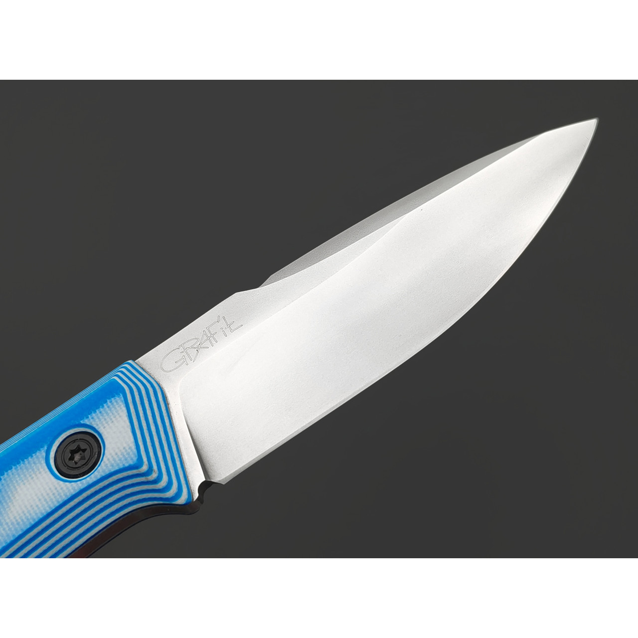 BRK нож Шиповник сталь VG-10 bead blast, рукоять G10 blue & white