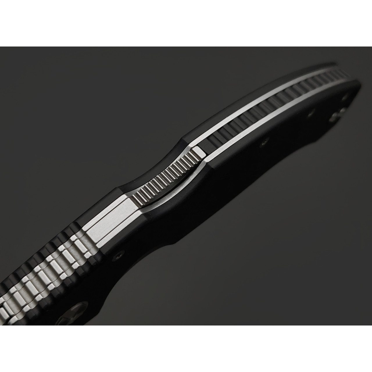 Harnds складной нож Timberwolf CK2701BK-SWS сталь D2 satin & sw, рукоять G10 black