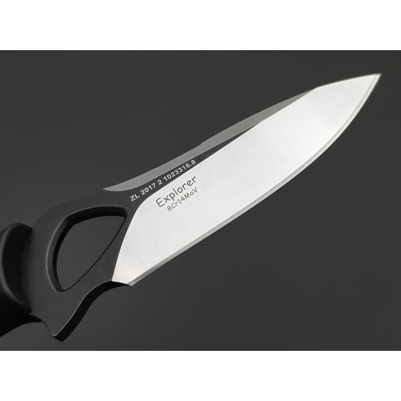 Tonife нож Explorer Black HKT4021BK-BTS сталь 8Cr14MoV black titanium, рукоять GRN
