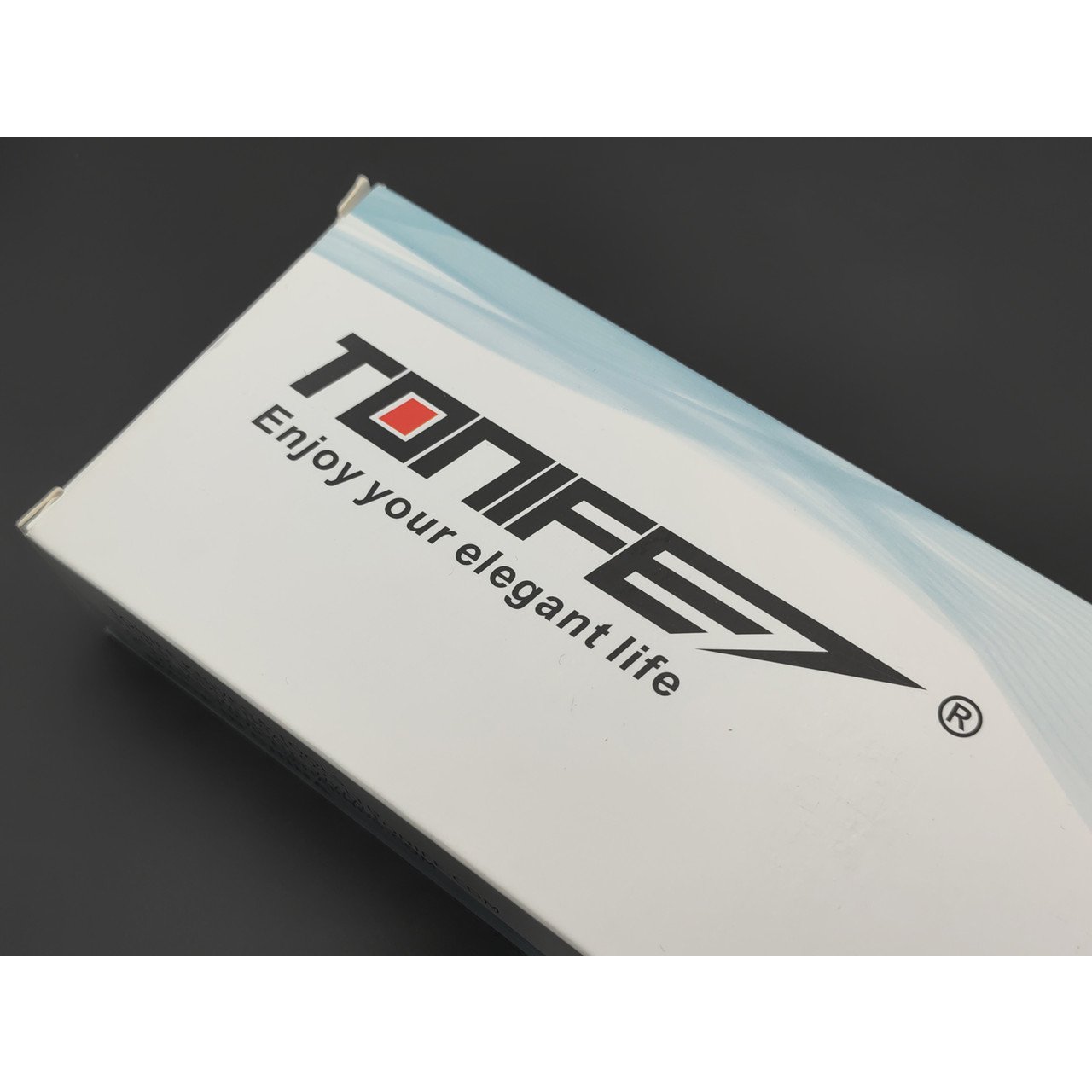 Tonife нож Explorer Black HKT4021BK-BTS сталь 8Cr14MoV black titanium, рукоять GRN