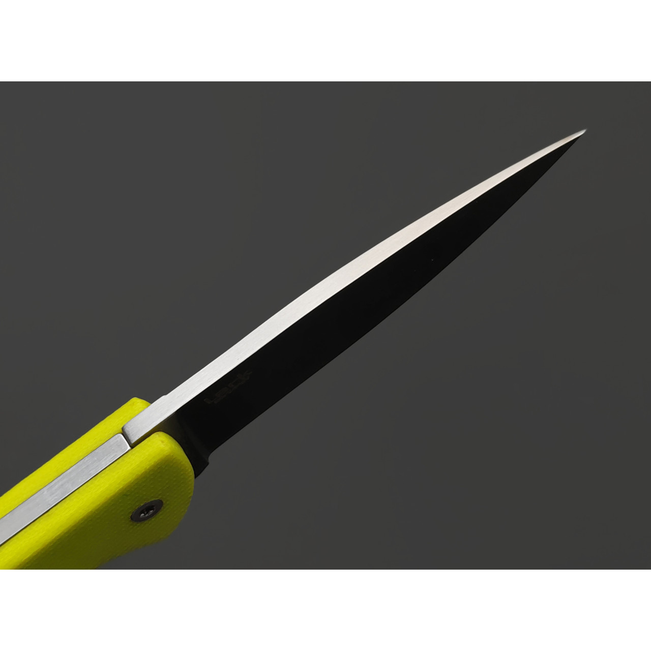 Harnds складной нож Lark CK1101FG сталь 8Cr14MoV satin, рукоять G10 lime