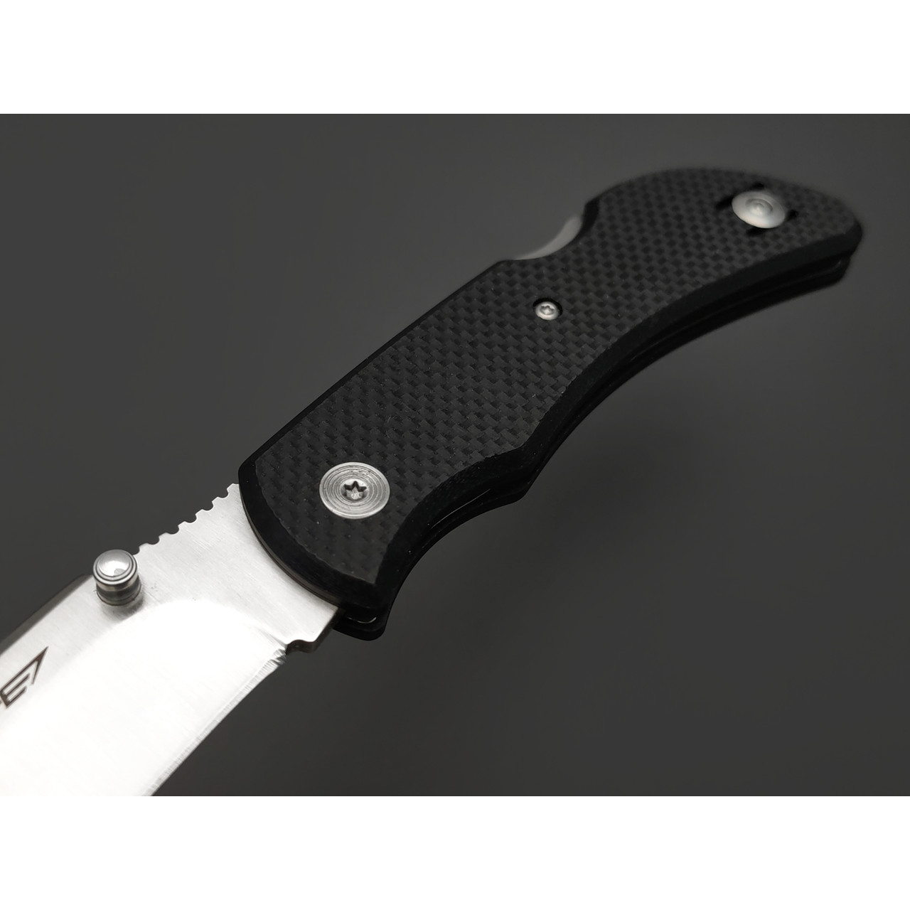 Tonife складной нож Hippo CKT2103BK-S сталь Aus-8 satin, рукоять G10 black