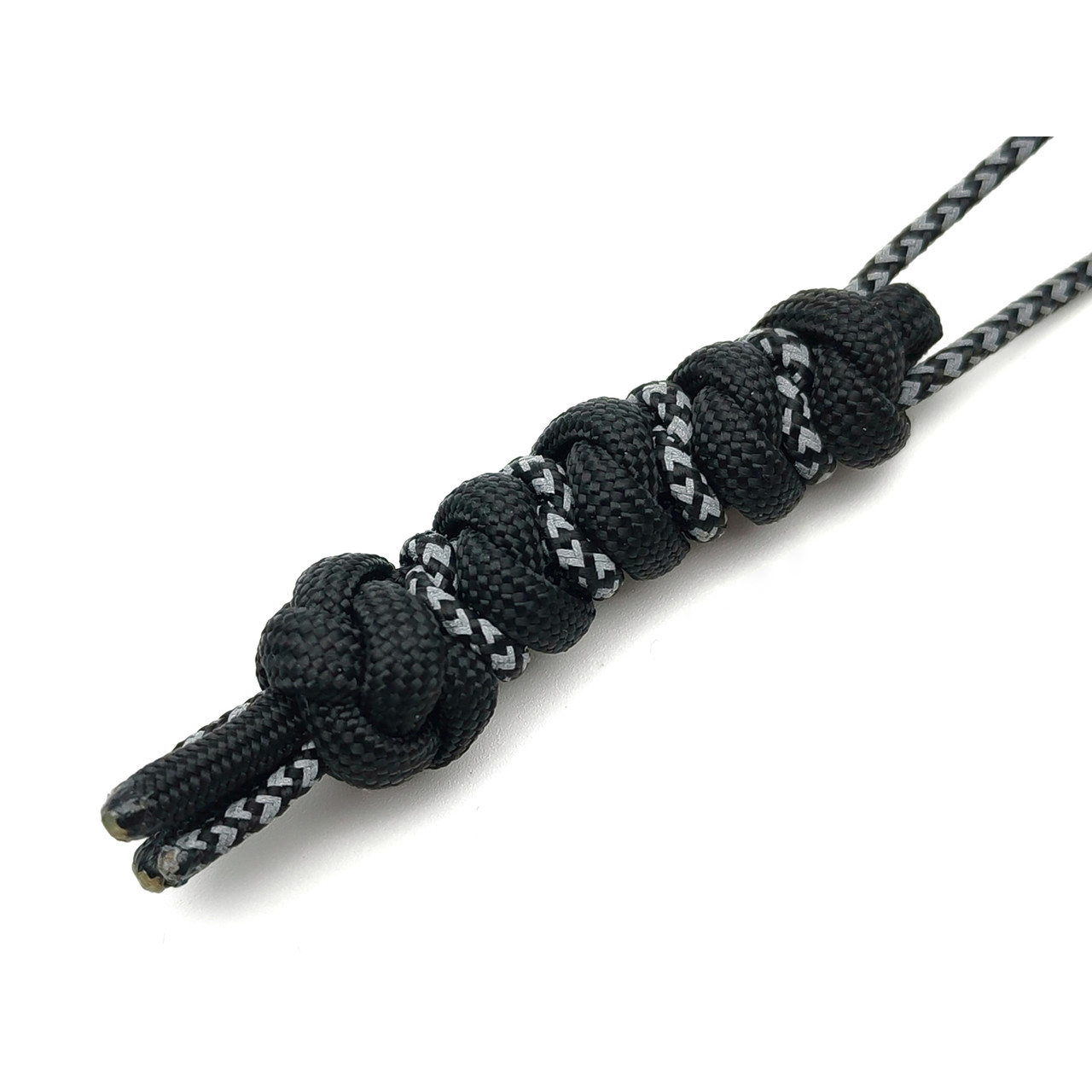 Темляк ОрЛина - Black 550 & Reflective Black Diamond 275 чередующийся