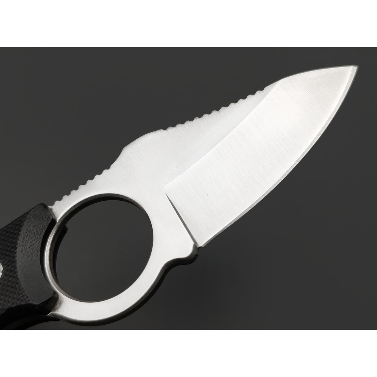 Kizlyar Supreme шейный нож Amigo X сталь D2 satin, рукоять G10 black, ножны G10