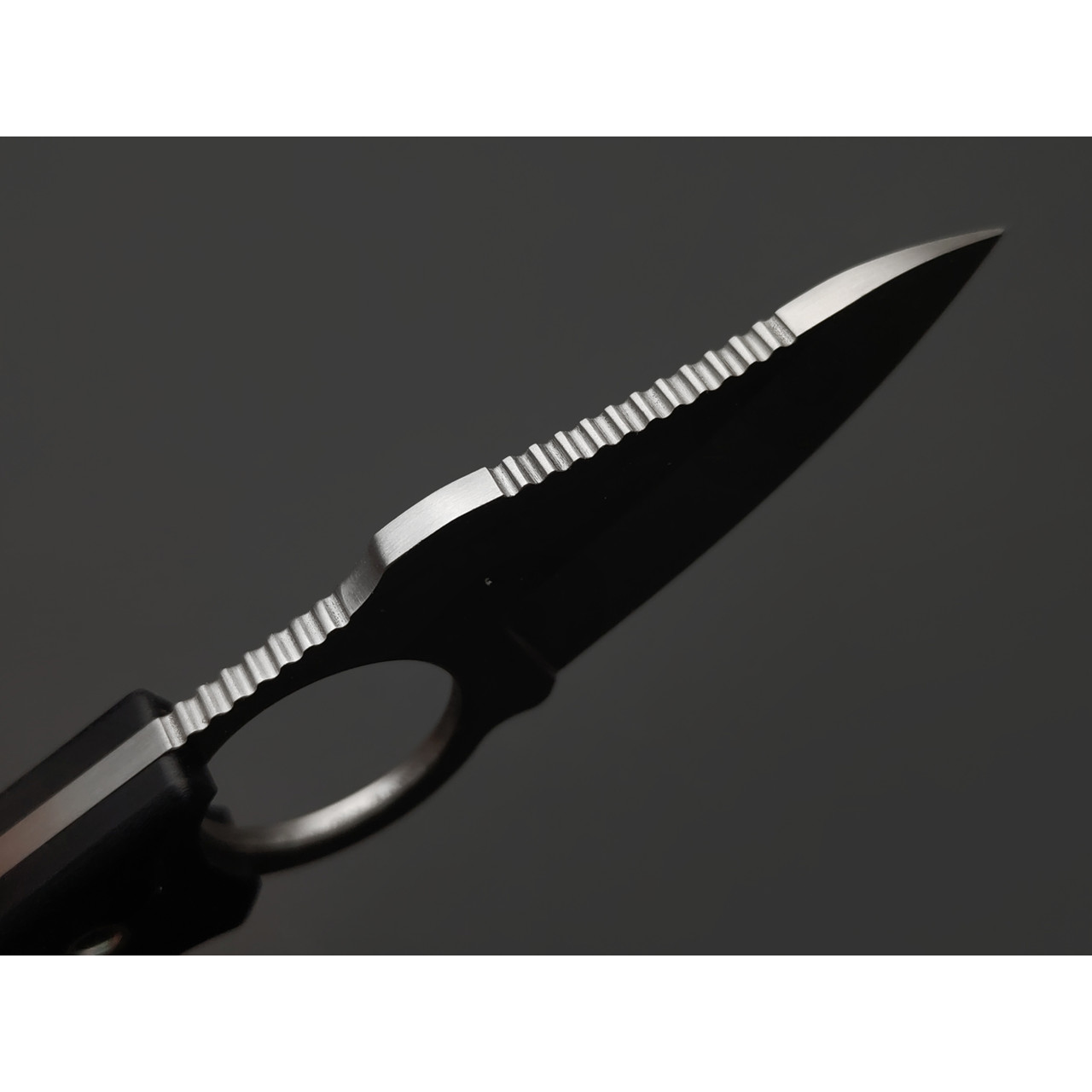 Kizlyar Supreme шейный нож Amigo X сталь D2 satin, рукоять G10 black, ножны G10