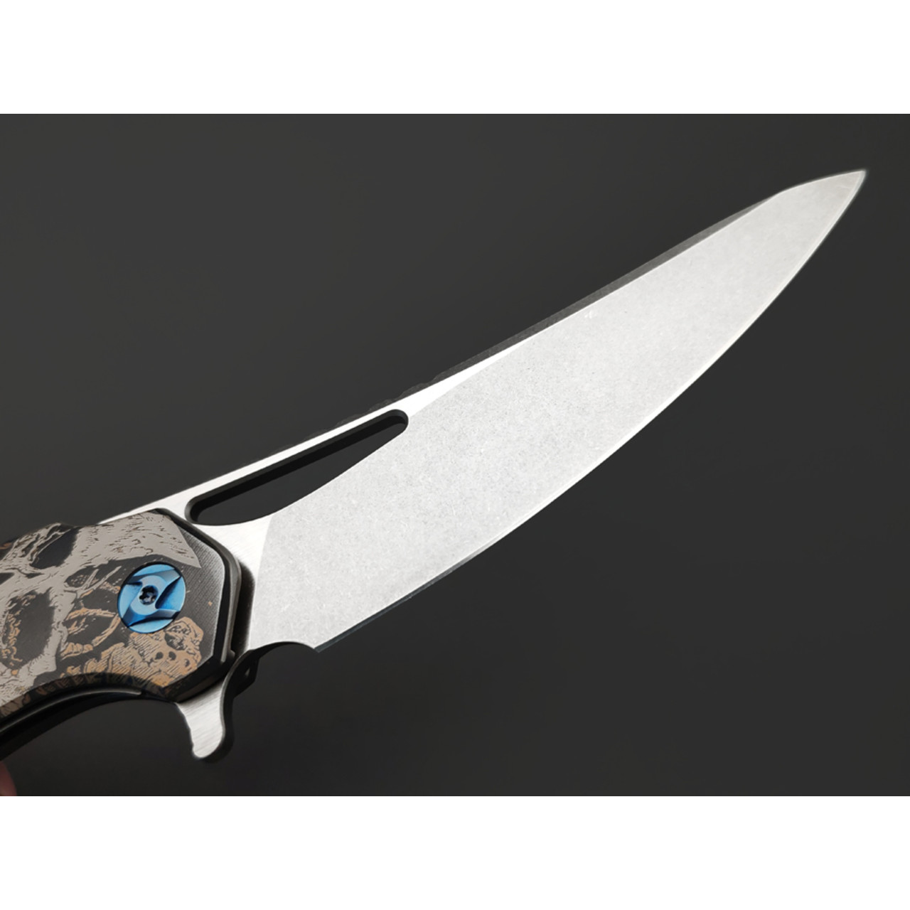 Knife Tech нож Barracuda Skulls Prototype сталь M390 стоунвош, рукоять Titanium TC4