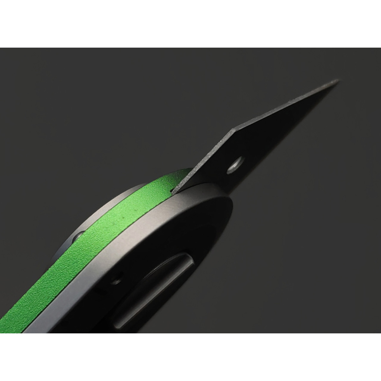 CJRB EDC tool Breeze J1941G-GN углеродистая сталь, рукоять Titanium, aluminum green