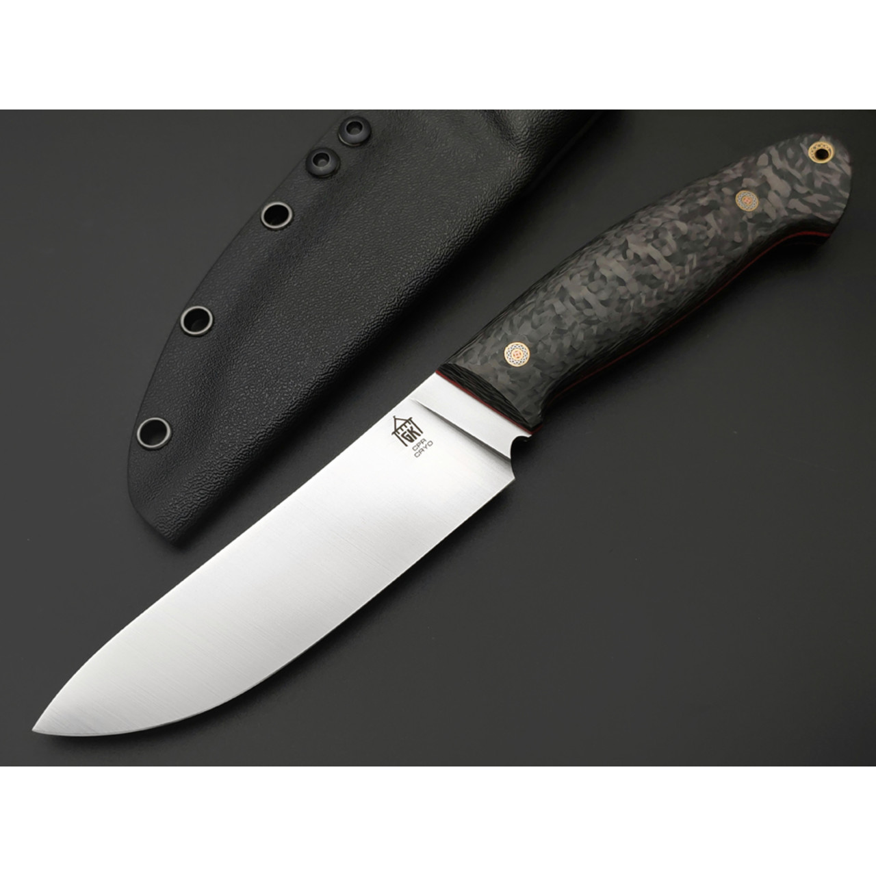Град Горький нож Охотник сталь CPR satin, рукоять Carbon fiber G10, мозаичные пины