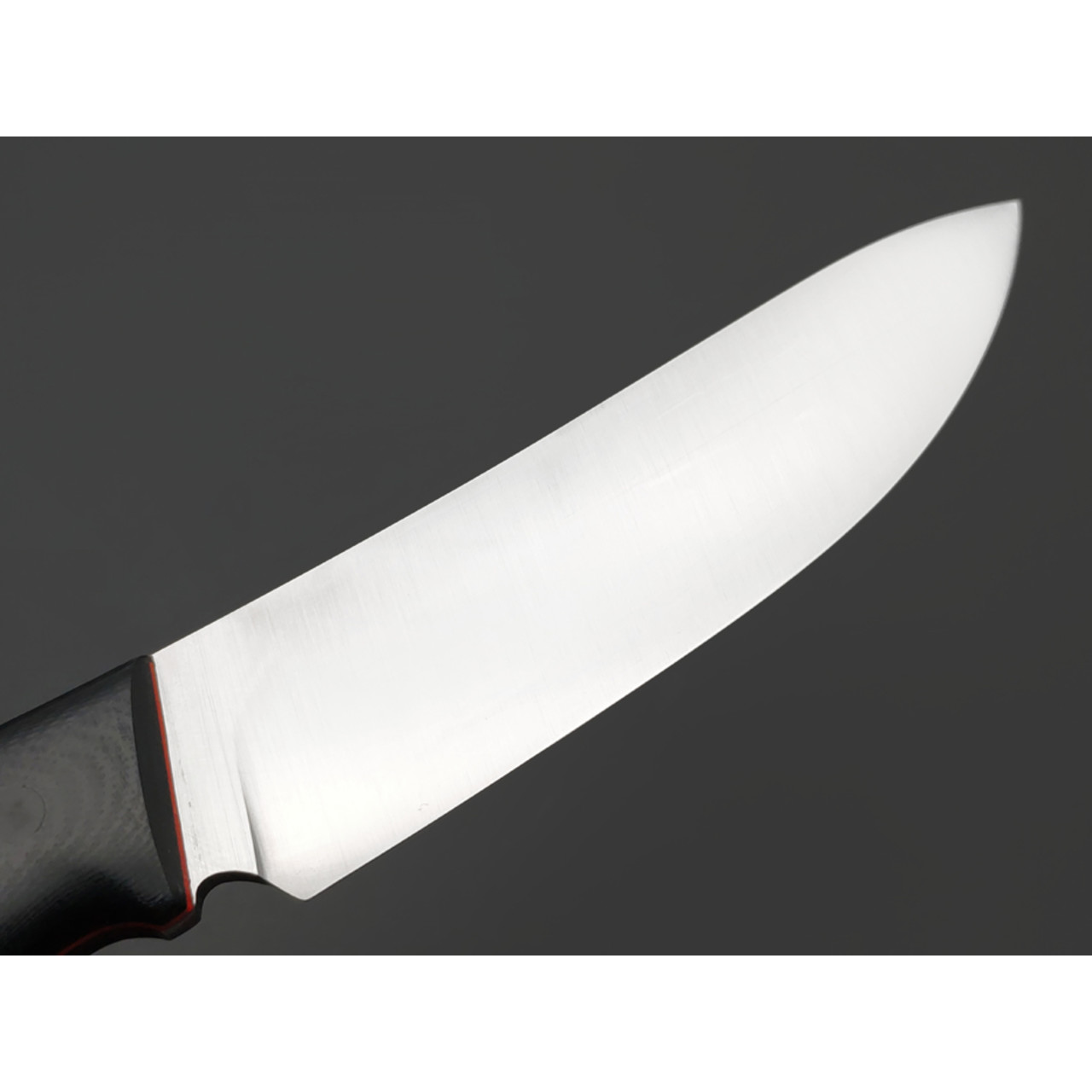 Град Горький нож Охотник сталь VG-10 satin, спуски конвекс рукоять G10 black & red