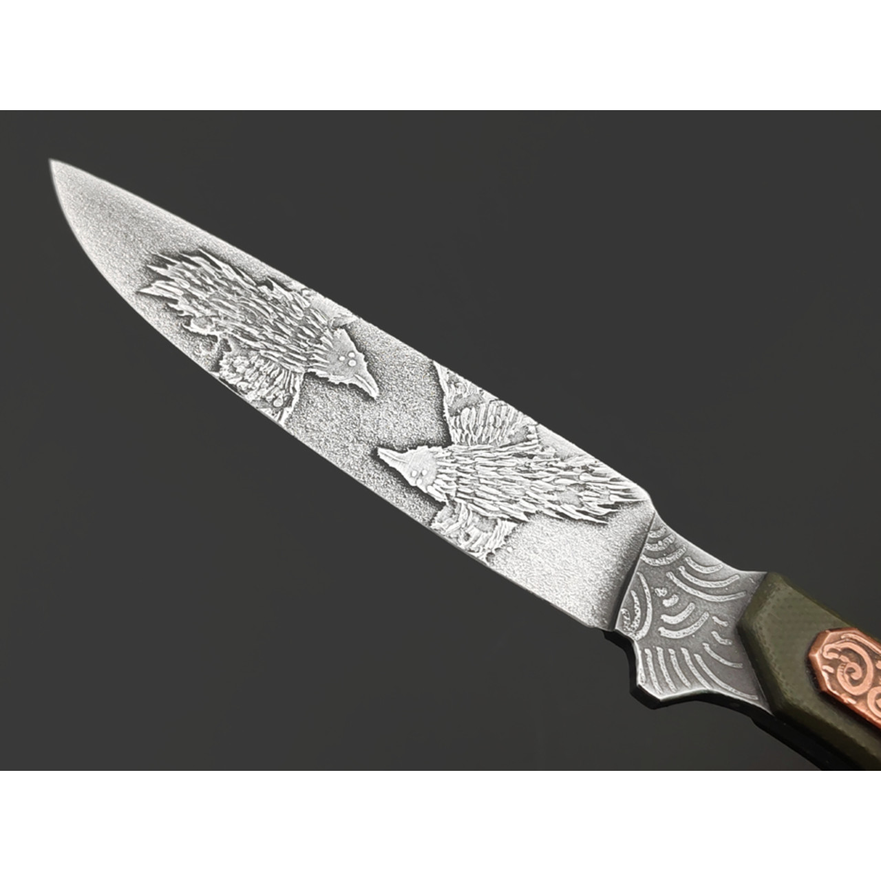 Волчий Век нож Невралгия Малый Custom сталь N690 WA худ. травление, рукоять G10 olive, медь