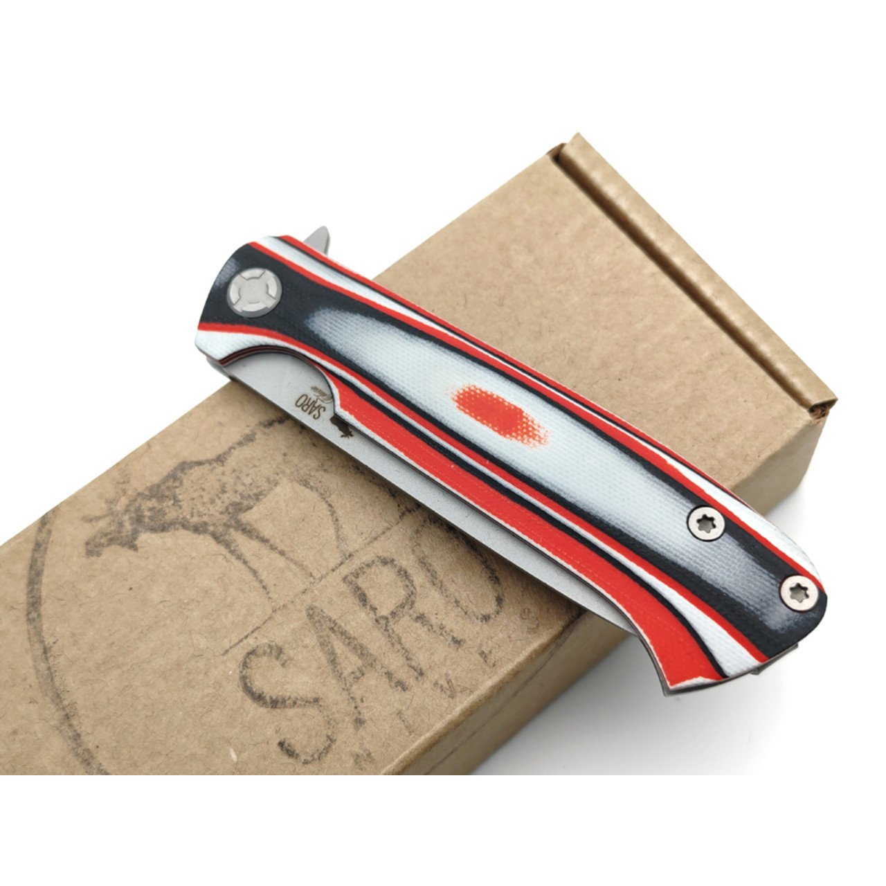 Saro нож Чиж Next сталь Aus-10, рукоять G10 red, white & black
