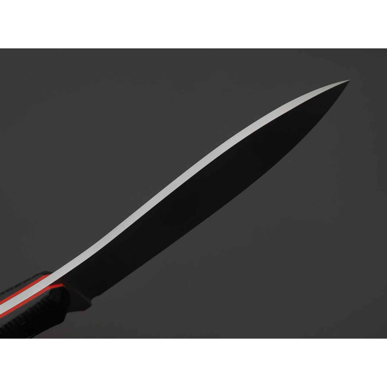 Град Горький нож Канадец сталь Aus-10Co bead blast, рукоять G10 black & red